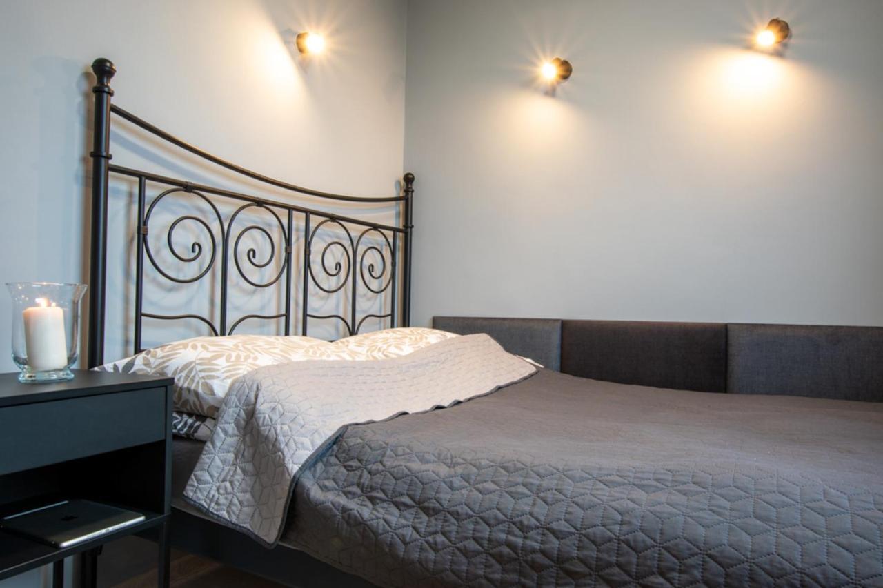Apartament Stone - Czeladz Lägenhet Exteriör bild